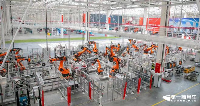 二十億回饋！三一重卡營銷升級，智能機(jī)器人銷售引領(lǐng)卡友新體驗(yàn)